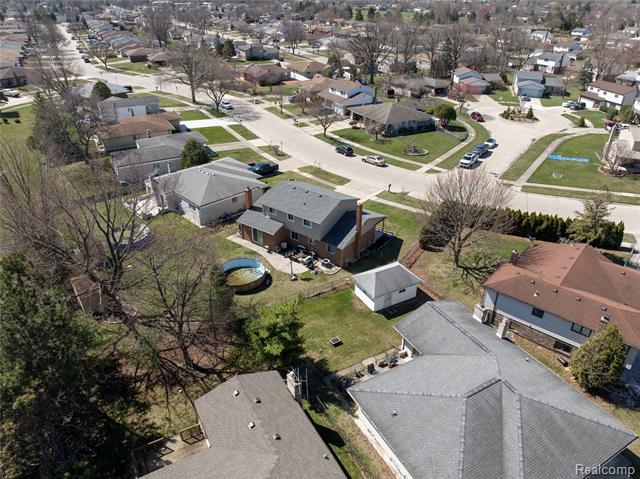 Builiding view fifty seven for 38684 Pinebrook, Sterling Heights, MI. 48310