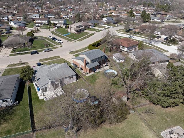 Builiding view fifty six for 38684 Pinebrook, Sterling Heights, MI. 48310