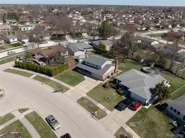Builiding view fifty for 38684 Pinebrook, Sterling Heights, MI. 48310