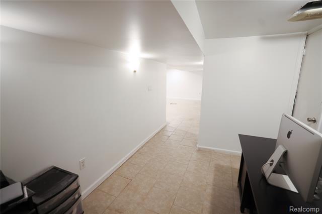 Builiding view forty two for 38684 Pinebrook, Sterling Heights, MI. 48310