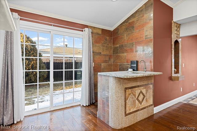 Builiding view twenty three for 38327 Sleigh, Sterling Heights, MI. 48310