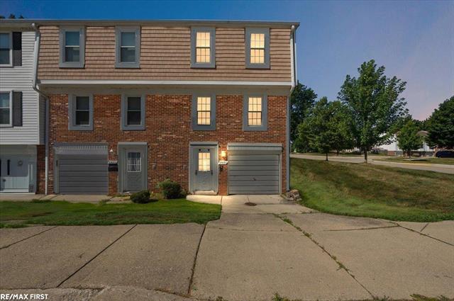 front view for 37680 Charter Oaks Blvd, Clinton Township, Mi. 48036