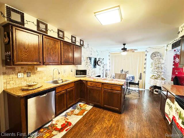 Builiding view eight for 37421 Stonegate, Clinton Township, MI. 48036