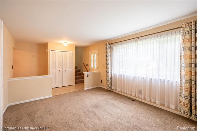 Builiding view one for 11675 Monsbrook Cour, Sterling Heights, MI. 48312