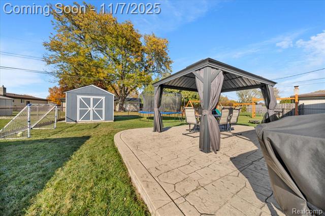 Builiding view forty nine for 11401 Anna Lisa, Sterling Heights, MI. 48312