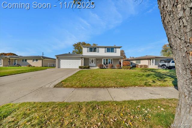 Builiding view one for 11401 Anna Lisa, Sterling Heights, MI. 48312