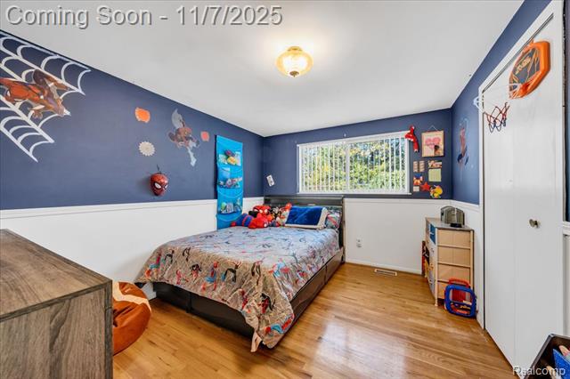 Builiding view thirty six for 11401 Anna Lisa, Sterling Heights, MI. 48312