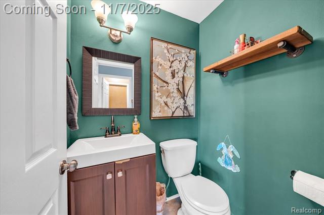 Builiding view twenty two for 11401 Anna Lisa, Sterling Heights, MI. 48312