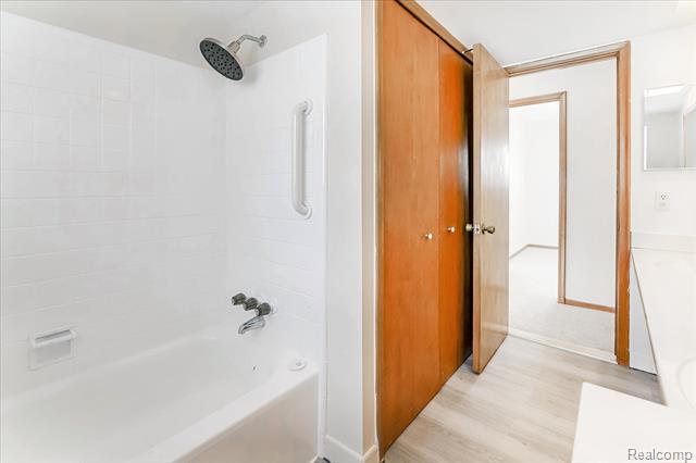 Builiding view thirty four for 11503 Anna Lisa, Sterling Heights, MI. 48312