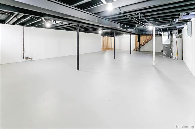 Builiding view thirty seven for 11503 Anna Lisa, Sterling Heights, MI. 48312