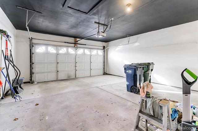 Builiding view twenty four for 11503 Anna Lisa, Sterling Heights, MI. 48312