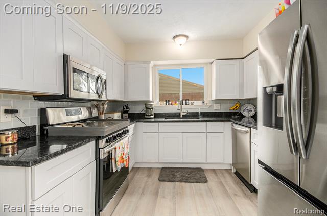 Builiding view four for 12416 Greenway, Sterling Heights, MI. 48312