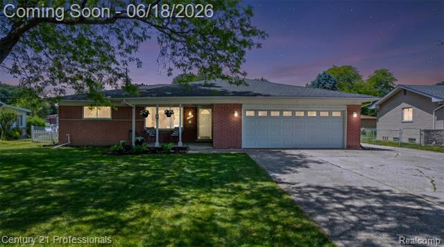 Builiding view one for 37717 Maas, Sterling Heights, MI. 48312