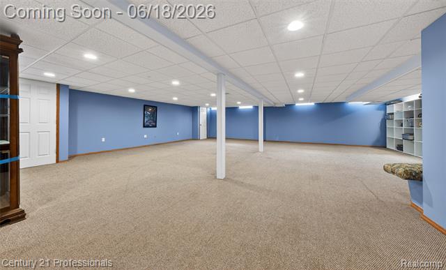 Builiding view twenty for 37717 Maas, Sterling Heights, MI. 48312
