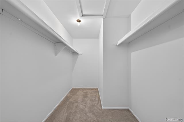 Builiding view nineteen for 2133 Keystone, Sterling Heights, MI. 48310