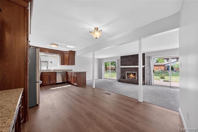 Builiding view seven for 2133 Keystone, Sterling Heights, MI. 48310