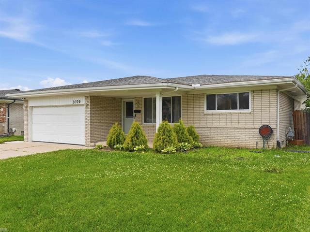 Builiding view forty eight for 3079 Juanita, Sterling Heights, MI. 48310