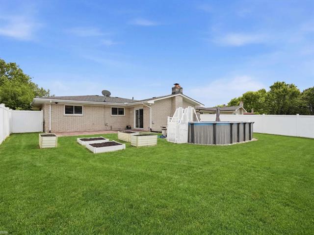 Builiding view forty one for 3079 Juanita, Sterling Heights, MI. 48310