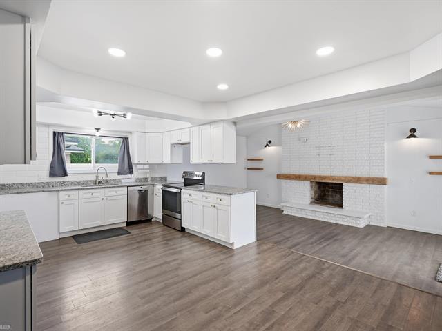 Builiding view thirteen for 3079 Juanita, Sterling Heights, MI. 48310