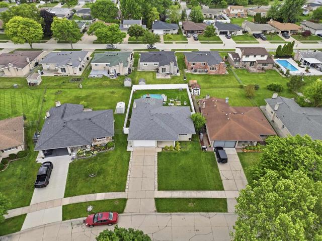 Builiding view thirty seven for 3079 Juanita, Sterling Heights, MI. 48310