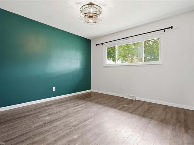 Builiding view twenty four for 3079 Juanita, Sterling Heights, MI. 48310