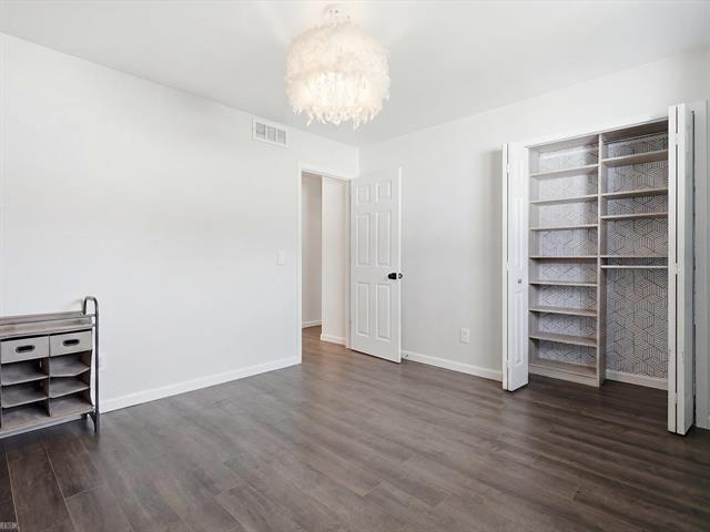 Builiding view twenty seven for 3079 Juanita, Sterling Heights, MI. 48310