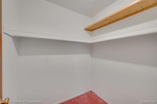 Builiding view seventeen for 5015 Fox Hill, Sterling Heights, MI. 48310