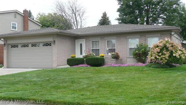 front view for 39135 Quinn Dr, Sterling Heights, Mi. 48310