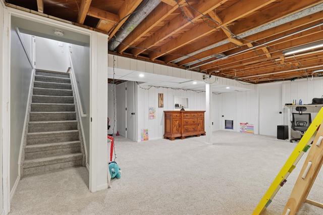 Builiding view twenty for 12821 Whitfield, Sterling Heights, MI. 48312