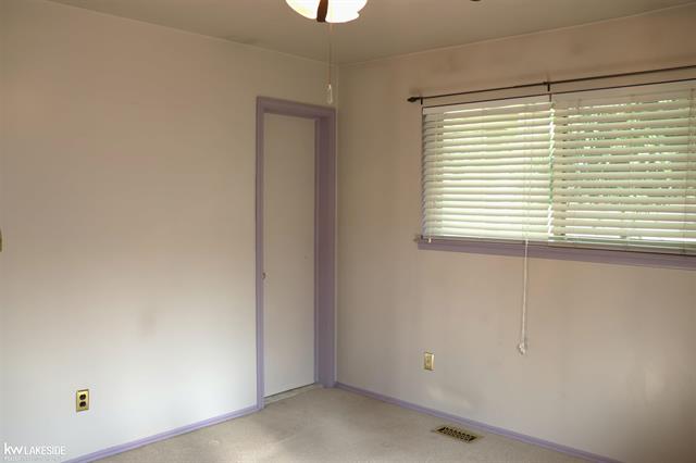 Builiding view eleven for 13339 Roxbury, Sterling Heights, MI. 48312
