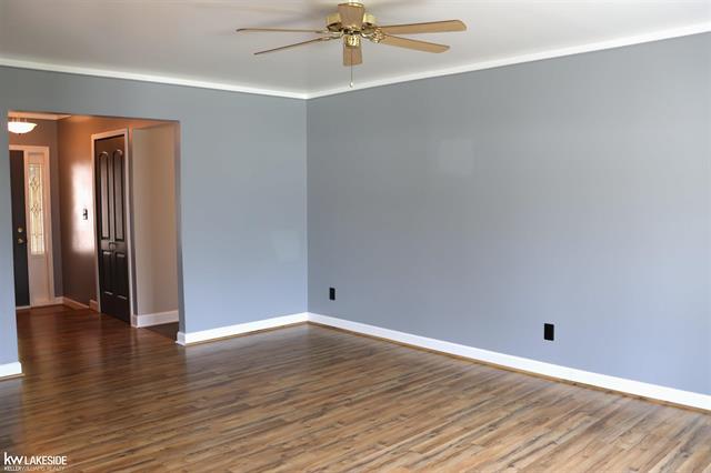 Builiding view four for 13339 Roxbury, Sterling Heights, MI. 48312