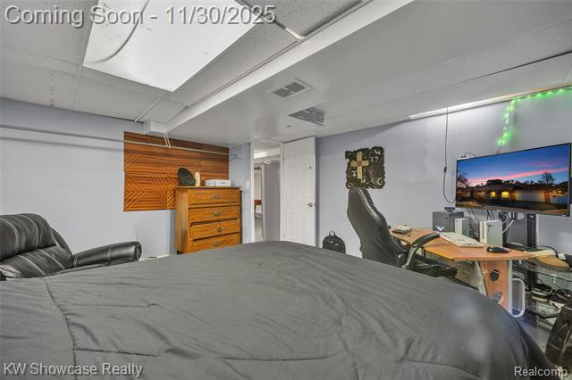 Builiding view fifty six for 11266 Plumbrook, Sterling Heights, MI. 48312