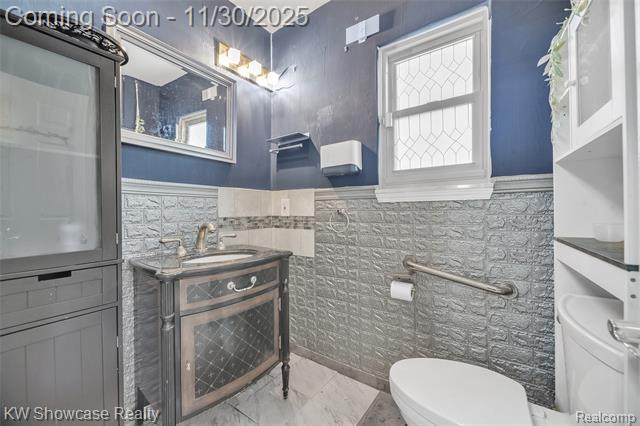 Builiding view forty six for 11266 Plumbrook, Sterling Heights, MI. 48312