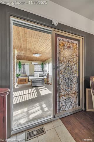 Builiding view thirty two for 11266 Plumbrook, Sterling Heights, MI. 48312