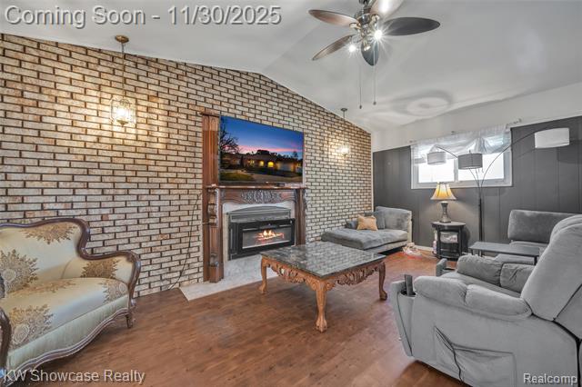 Builiding view twenty eight for 11266 Plumbrook, Sterling Heights, MI. 48312