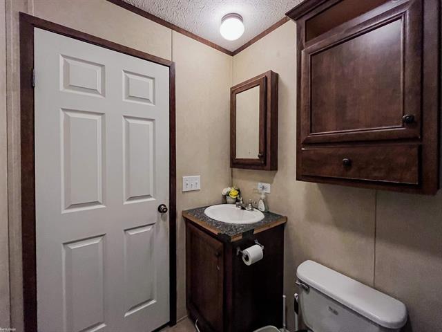 Builiding view eighteen for 20642 Raleigh, Clinton Township, MI. 48036