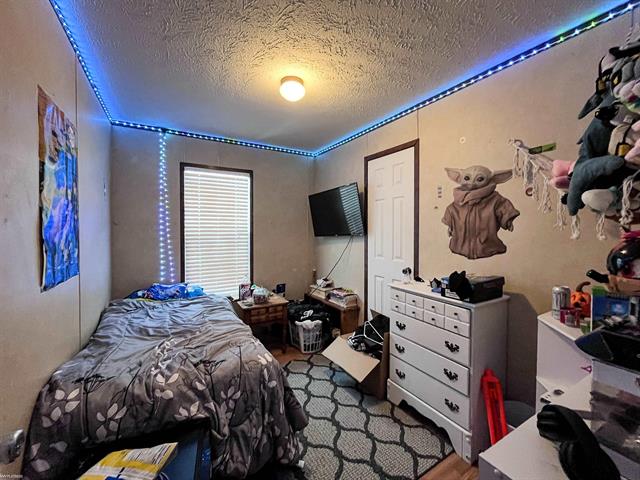 Builiding view fourteen for 20642 Raleigh, Clinton Township, MI. 48036