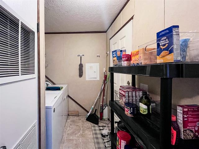 Builiding view nineteen for 20642 Raleigh, Clinton Township, MI. 48036