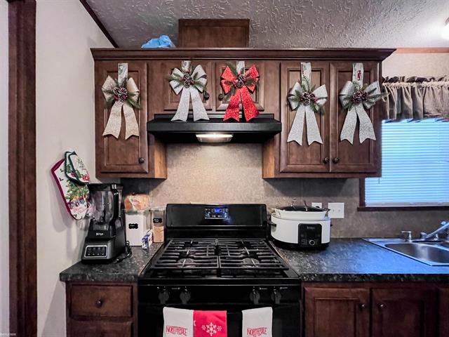 Builiding view six for 20642 Raleigh, Clinton Township, MI. 48036