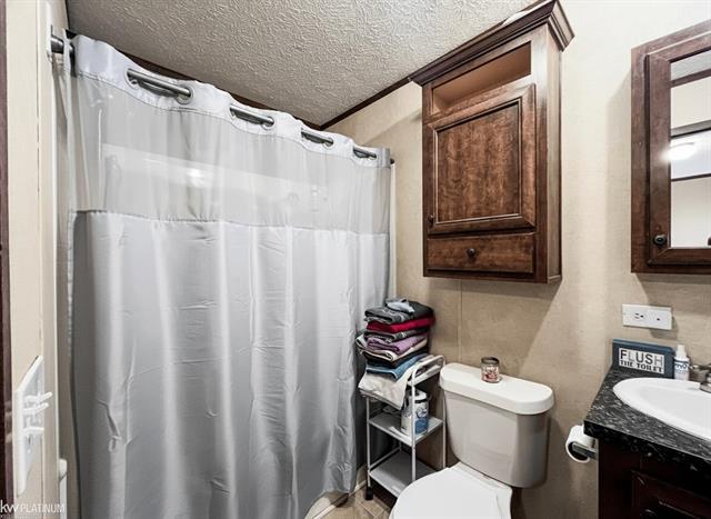 Builiding view thirteen for 20642 Raleigh, Clinton Township, MI. 48036