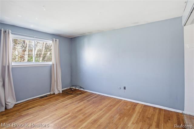 Builiding view eleven for 8759 Calvert, Sterling Heights, MI. 48312