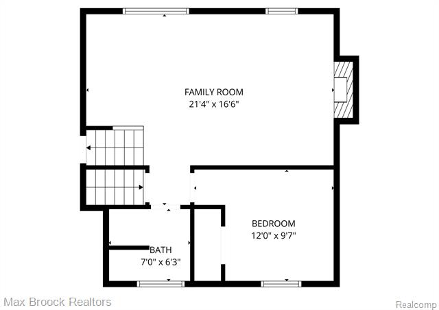 Builiding view thirty three for 8759 Calvert, Sterling Heights, MI. 48312