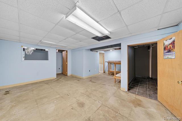Builiding view thirty seven for 8452 Doncaster, Sterling Heights, MI. 48312
