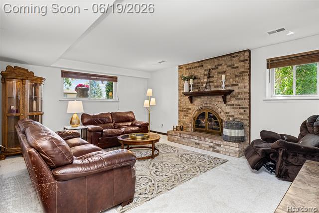 Builiding view seventeen for 3433 Dobbin, Sterling Heights, MI. 48310