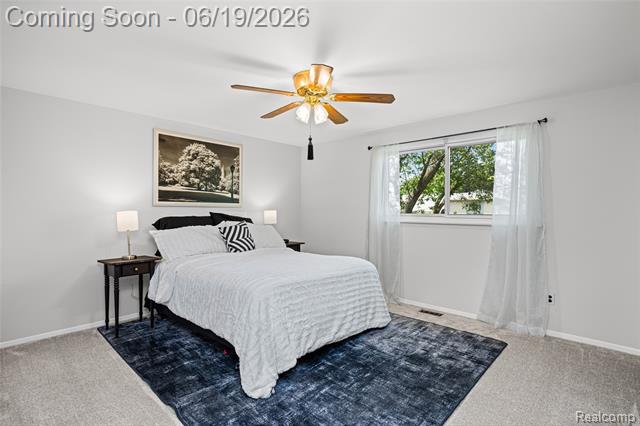 Builiding view twenty seven for 3433 Dobbin, Sterling Heights, MI. 48310