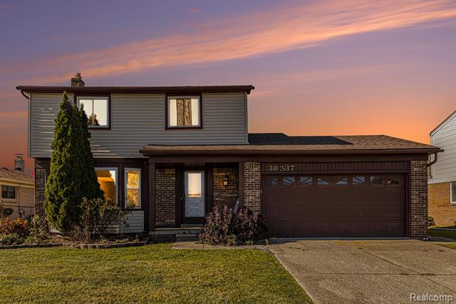 Builiding view one for 38337 Steede, Sterling Heights, MI. 48310