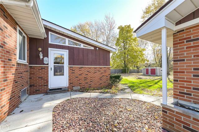 Builiding view seven for 4280 Gardner, Sterling Heights, MI. 48310