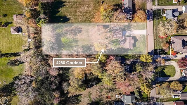 Builiding view thirty two for 4280 Gardner, Sterling Heights, MI. 48310