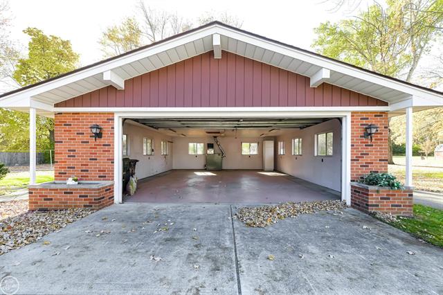 Builiding view thirty for 4280 Gardner, Sterling Heights, MI. 48310