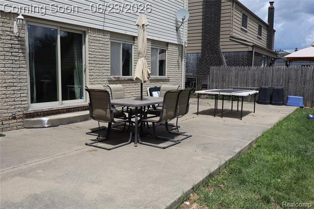 Builiding view forty four for 39552 Forbes, Sterling Heights, MI. 48310
